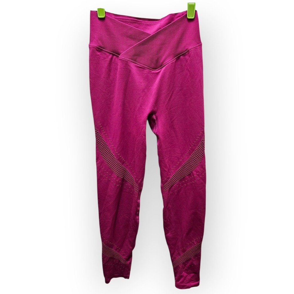 PINK Chloe x Halle High Waisted Seamless Leggings Eyelet Detail Pink Size Medium